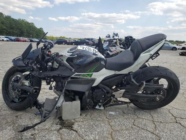 2022 Kawasaki EX650 N