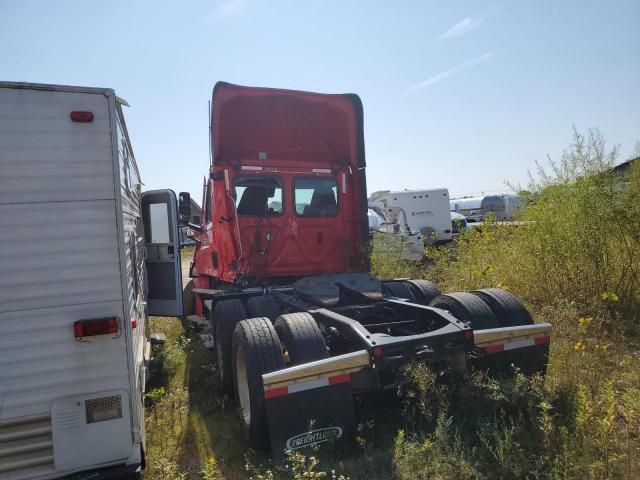 2024 Freightliner Cascadia 126