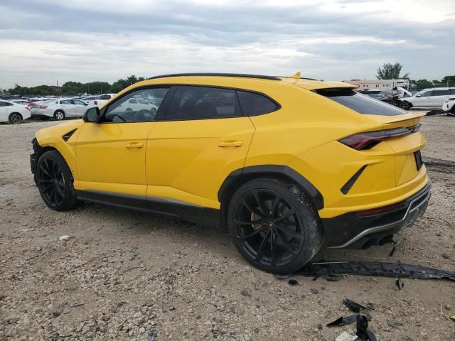 2020 Lamborghini Urus