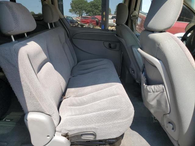 2007 Chrysler Town & Country LX