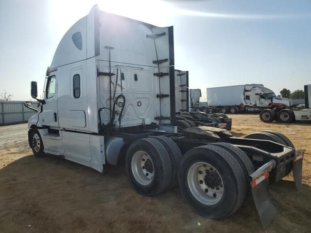 2021 Freightliner Cascadia 126