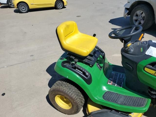 2012 John Deere Lawnmower