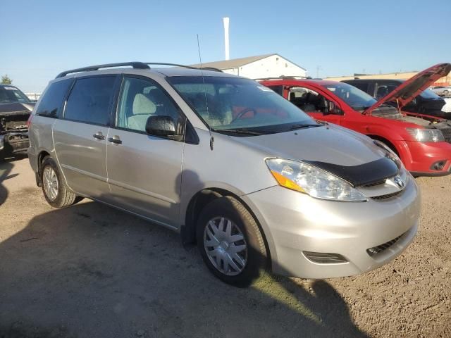 2010 Toyota Sienna CE