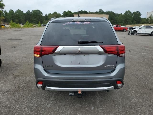 2016 Mitsubishi Outlander SE