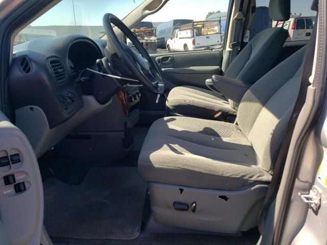 2007 Chrysler Town & Country LX