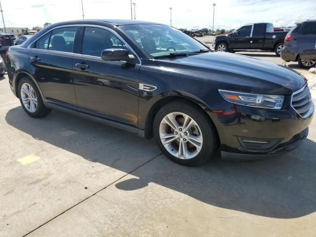 2016 Ford Taurus SEL