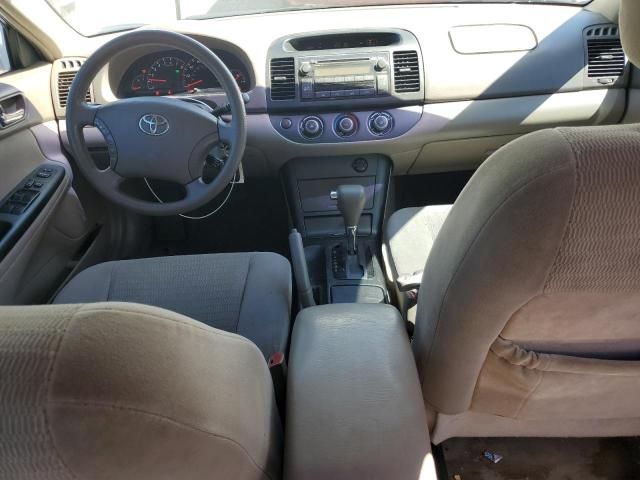 2005 Toyota Camry LE