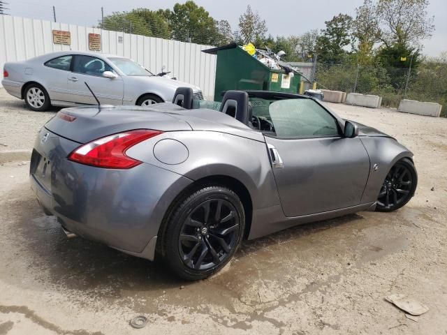 2016 Nissan 370Z Base