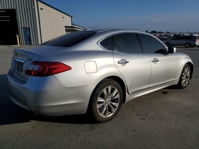 2012 Infiniti M37