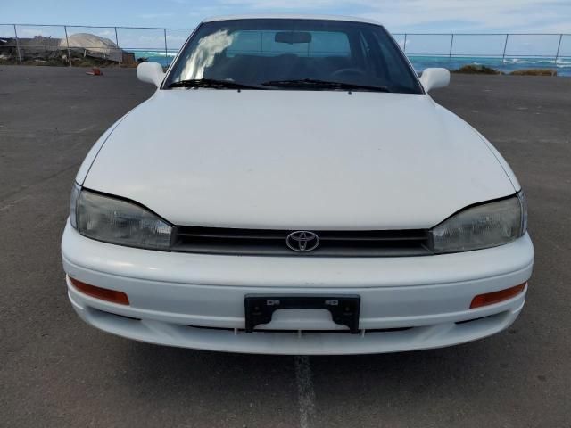 1992 Toyota Camry LE