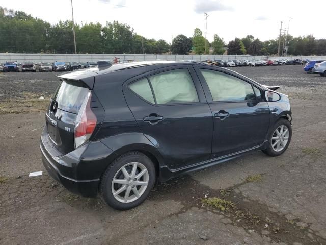 2017 Toyota Prius C