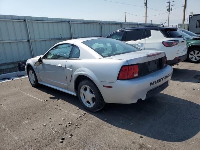 2004 Ford Mustang