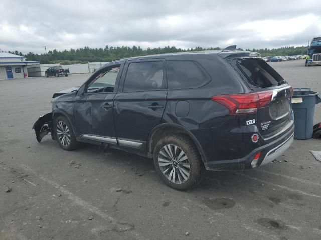 2020 Mitsubishi Outlander SE