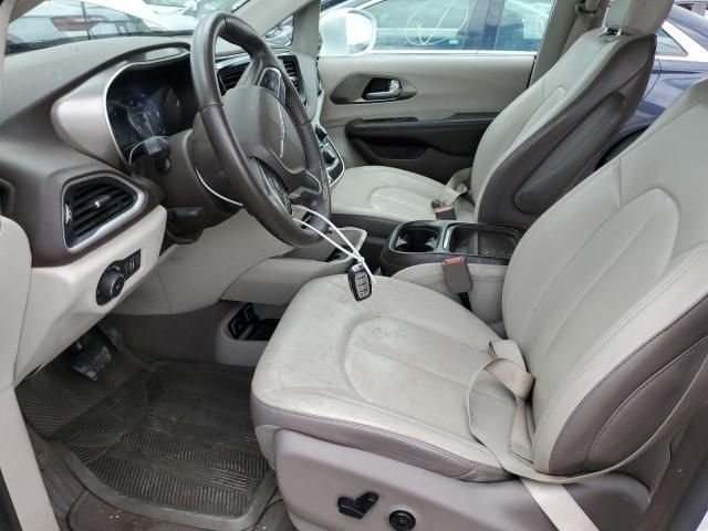 2017 Chrysler Pacifica Touring L