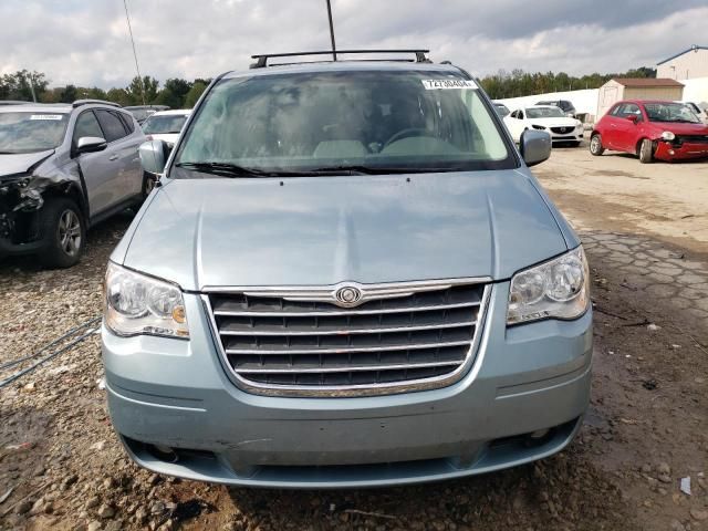 2010 Chrysler Town & Country Touring