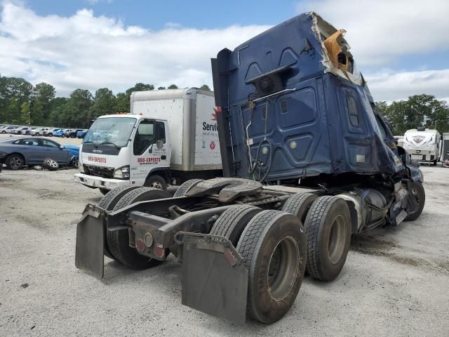 2016 Freightliner Cascadia 125