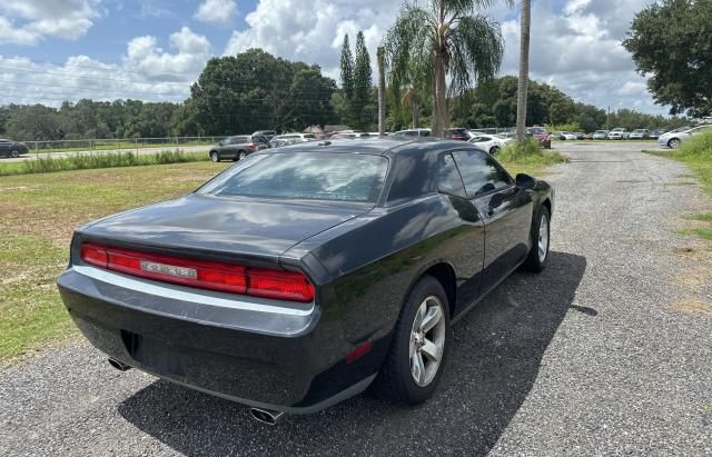 2009 Dodge Challenger SE