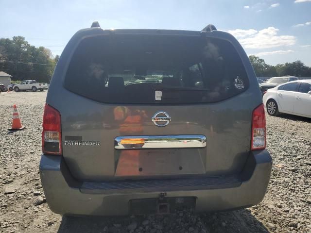 2006 Nissan Pathfinder LE