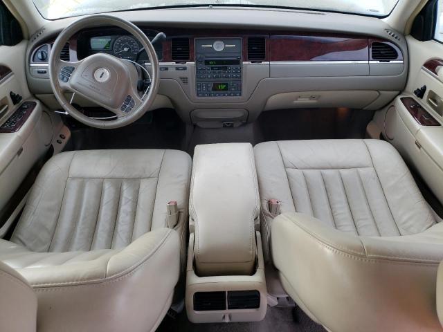 2004 Lincoln Town Car Executive