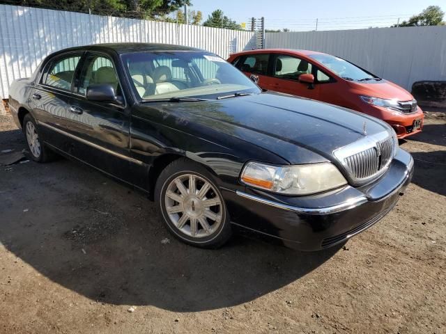 2009 Lincoln Town Car Signature Limited