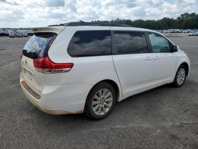 2012 Toyota Sienna LE