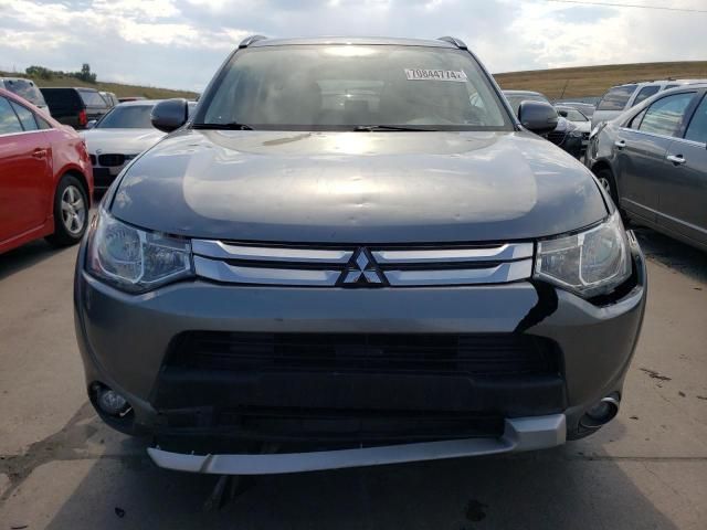 2015 Mitsubishi Outlander SE