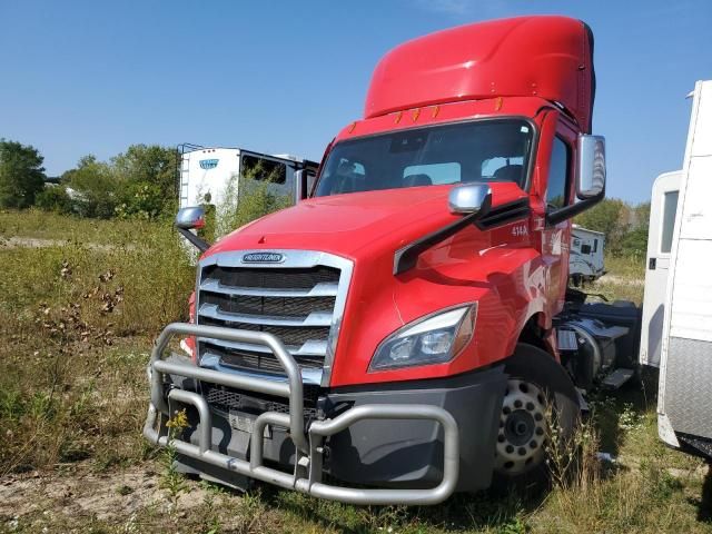 2024 Freightliner Cascadia 126