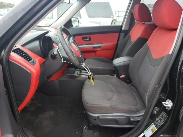 2010 KIA Soul +