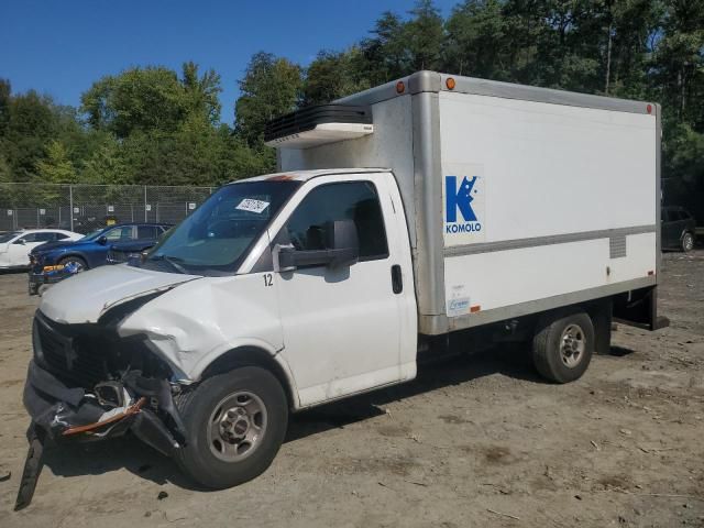 2013 GMC Savana Cutaway G3500