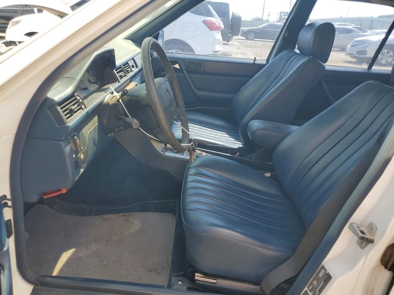 1987 Mercedes-Benz 300 E