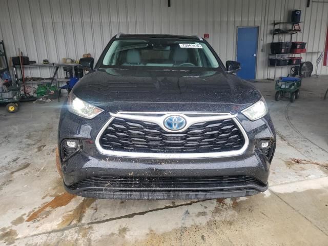 2023 Toyota Highlander Hybrid Bronze Edition