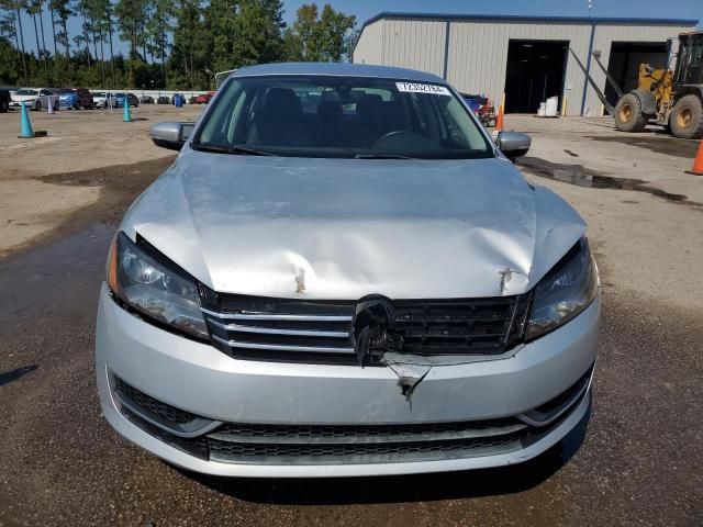 2013 Volkswagen Passat SE