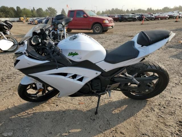 2015 Kawasaki EX300 B