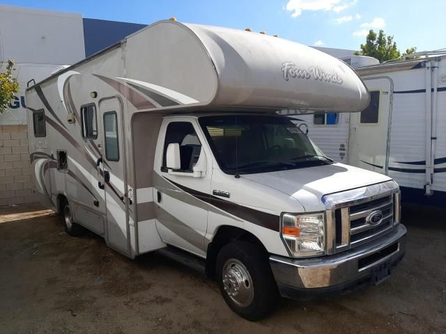 2016 Ford Econoline E350 Super Duty Cutaway Van