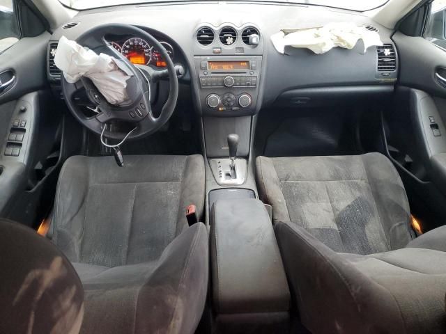 2011 Nissan Altima Base