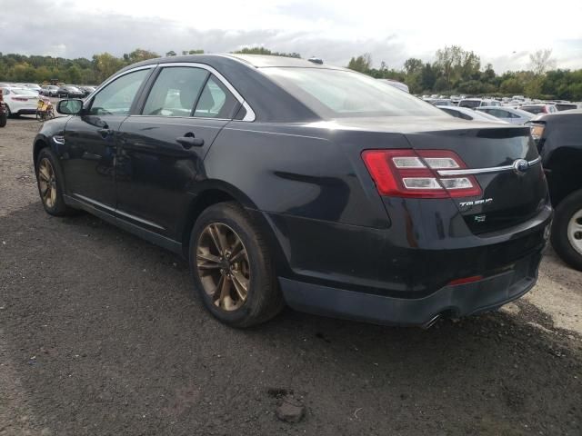 2013 Ford Taurus SE