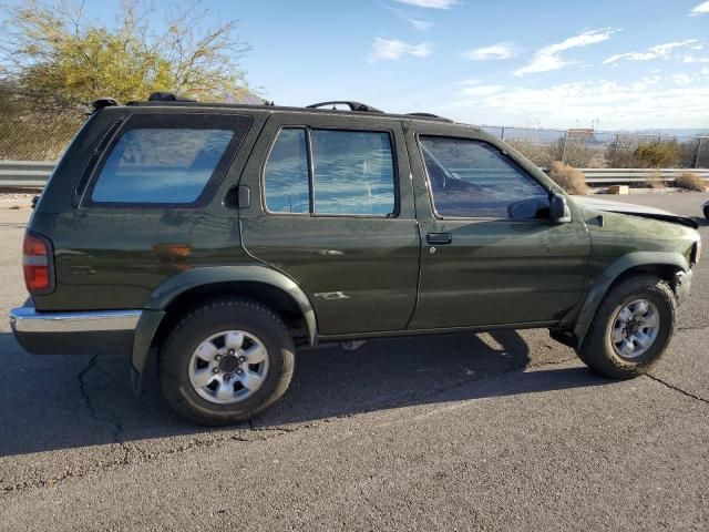 1998 Nissan Pathfinder LE