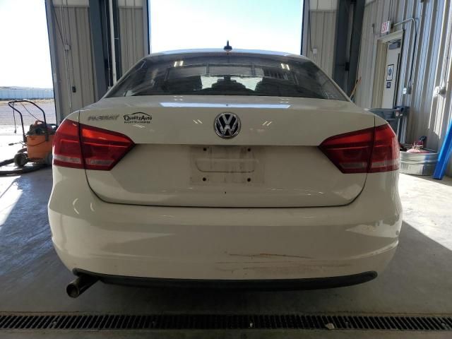 2014 Volkswagen Passat S