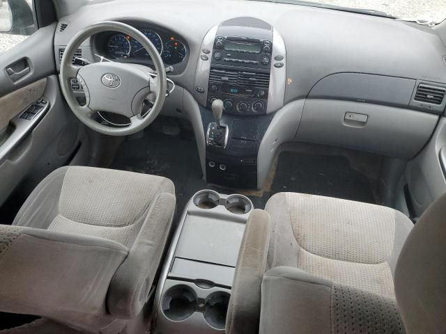 2010 Toyota Sienna CE