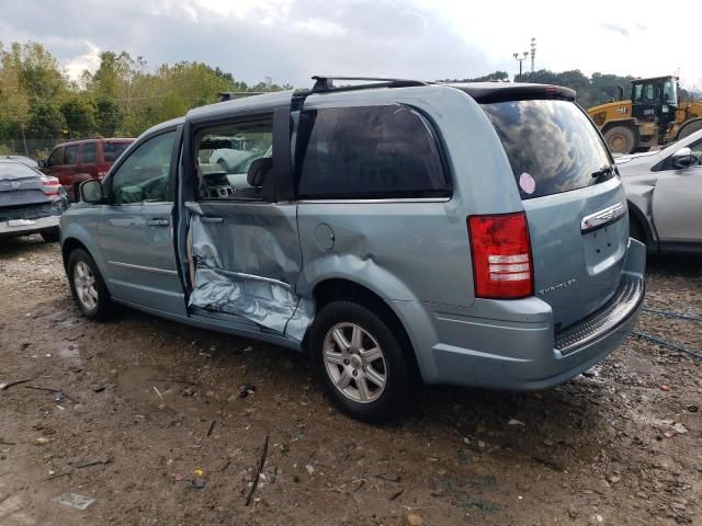 2010 Chrysler Town & Country Touring