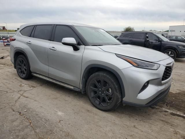 2022 Toyota Highlander L