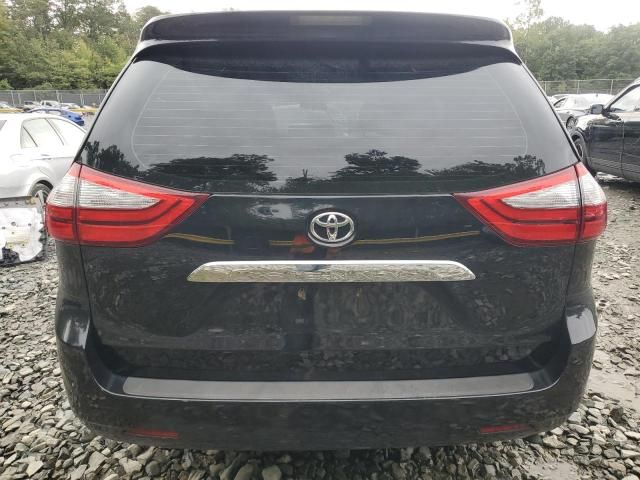 2015 Toyota Sienna