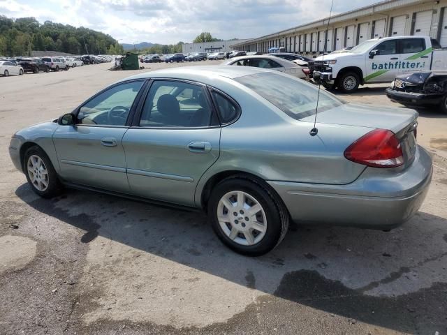 2007 Ford Taurus SE