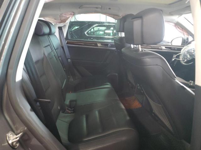 2016 Volkswagen Touareg Sport
