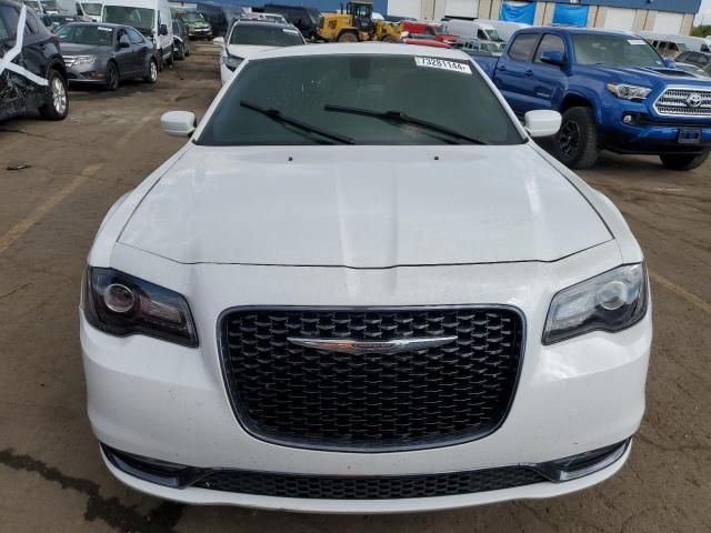 2018 Chrysler 300 S