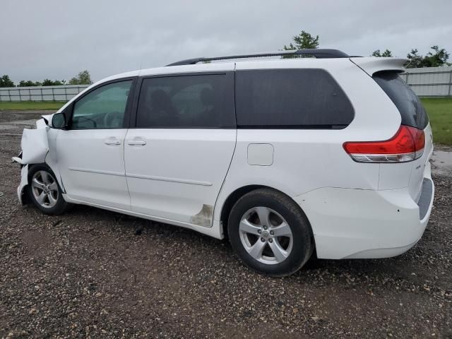 2011 Toyota Sienna LE