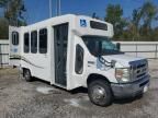 2013 Ford Econoline E350 Super Duty Cutaway Van