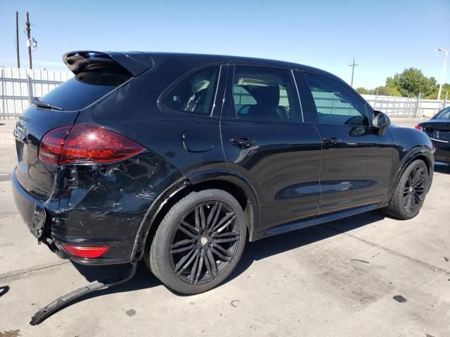 2014 Porsche Cayenne GTS