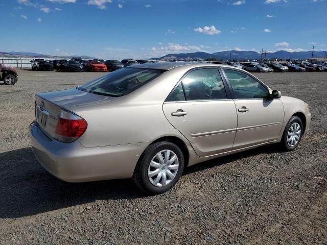 2005 Toyota Camry LE