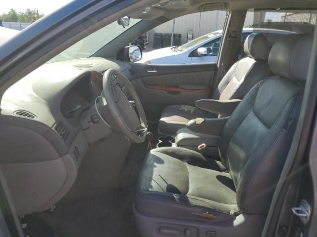 2006 Toyota Sienna XLE